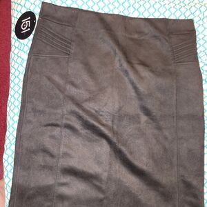 Black pencil skirt NWT 151 Maurices brand Size large